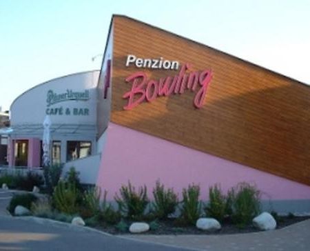 Penzion Bowling Liptovsky Mikulas Bagian luar foto